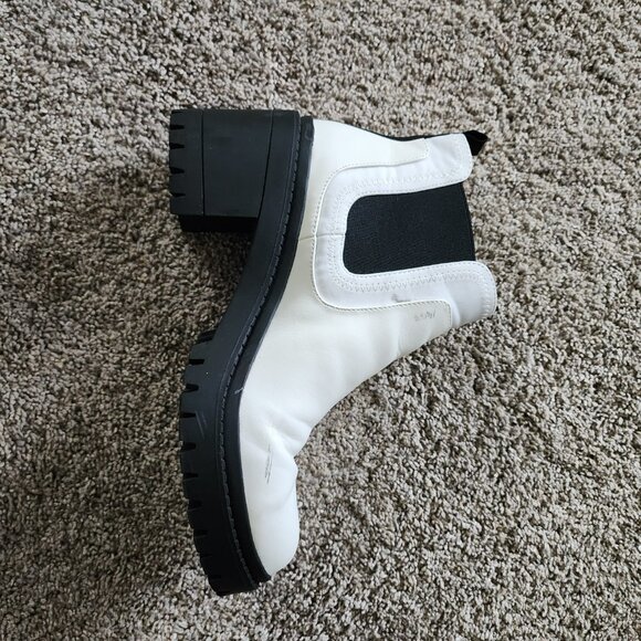 Simply Vera Vera Wang Black and White Slip on Combat Boots - Picture 4 of 11